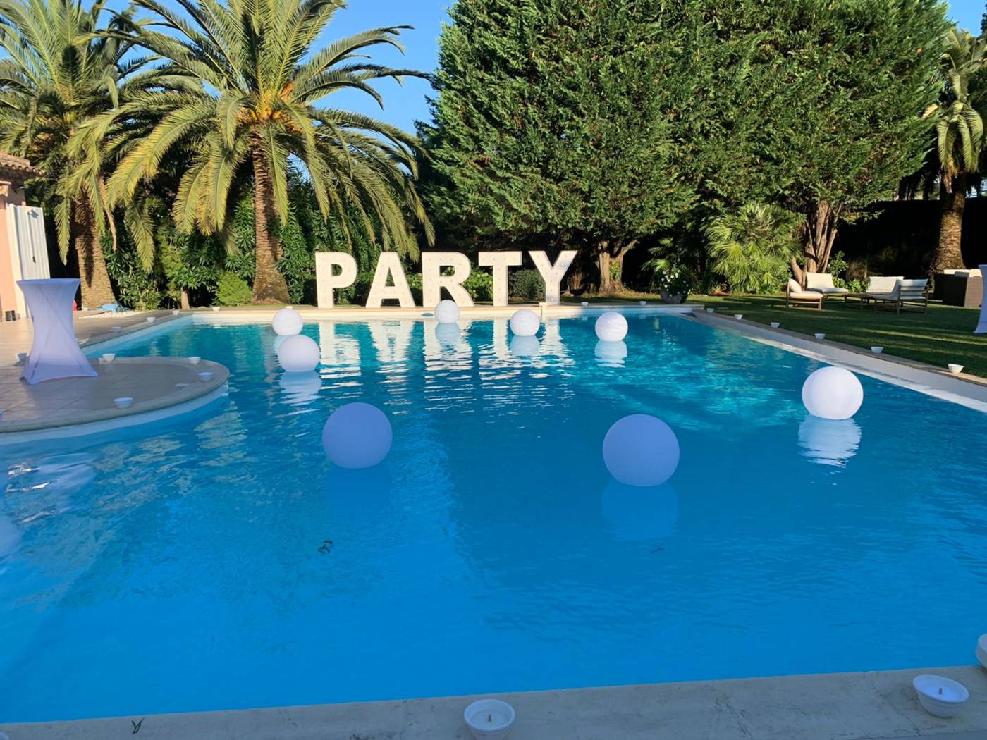 party piscine 2